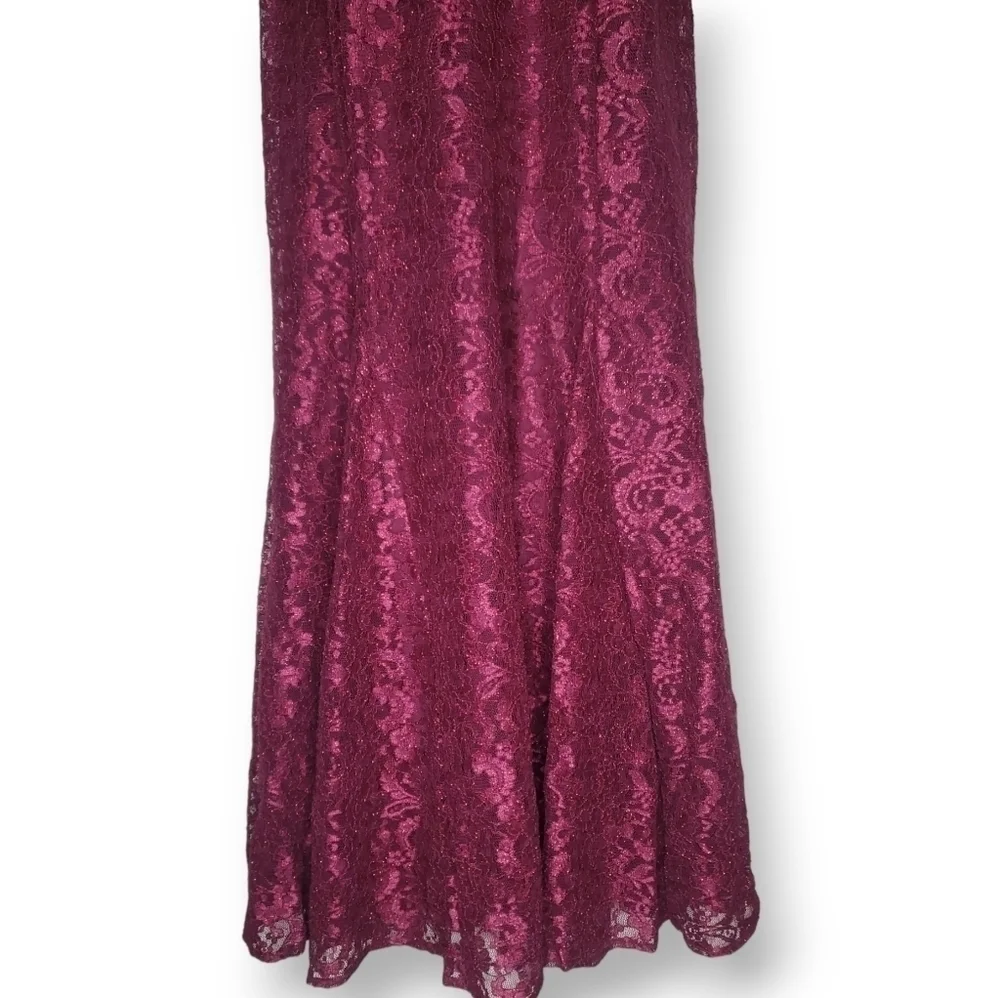 R & M Richards Burgundy Off-The-Shoulder Petite Lace Gown Plus Size 18W - Picture 4 of 11